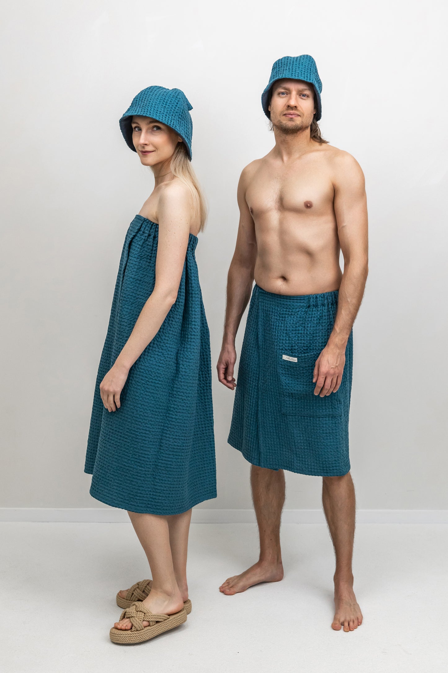 Linen Set of Waffle Wrap and Sauna Hat for Him