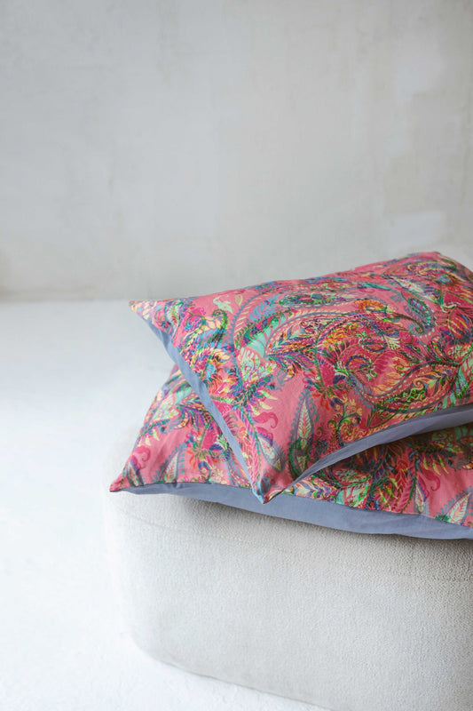 Luxury Linen Pillow Cover with Vintage Paisley Print