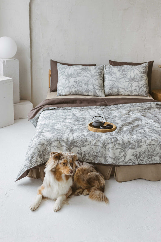 Luxury Linen Duvet Cover Set with Vintage Tropical Print